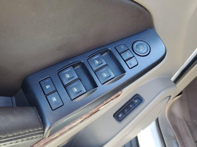 Used 2016 Chevrolet Suburban LTZ AWD/4WD image 9