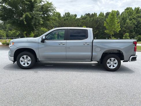 Used 2025 Chevrolet Silverado 1500 LT RWD image 4