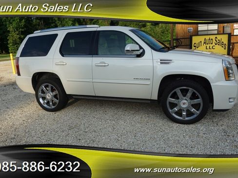 Used 2014 Cadillac Escalade Premium RWD image 11