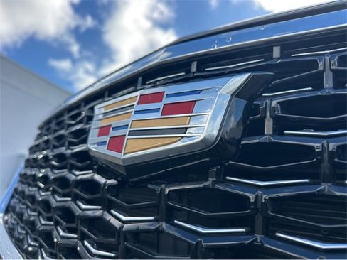 Certified 2024 Cadillac XT4 Premium Luxury image 35