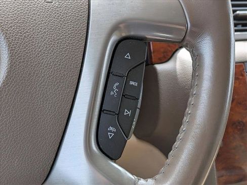 Used 2013 Chevrolet Tahoe LT w/ Luxury Package AWD/4WD image 13