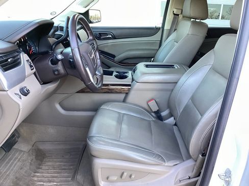 Used 2018 GMC Yukon XL SLT w/ Open Road Package image 7