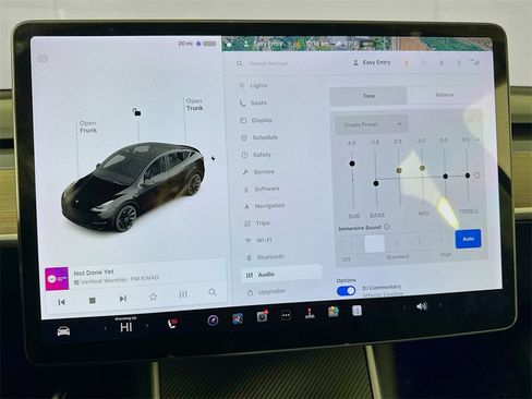 Used 2020 Tesla Model Y Long Range image 31