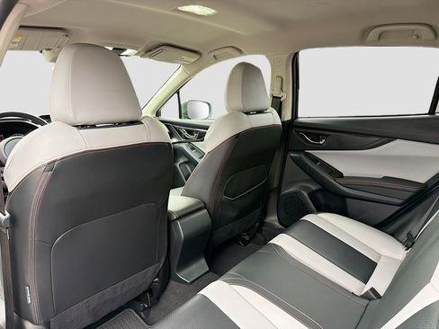 Used 2019 Subaru Crosstrek 2.0i Limited w/ Popular Package #3 image 6