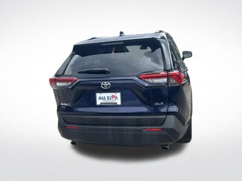 Used 2019 Toyota RAV4 XLE FWD image 19