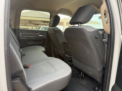 Used 2019 RAM 2500 Big Horn AWD/4WD image 19
