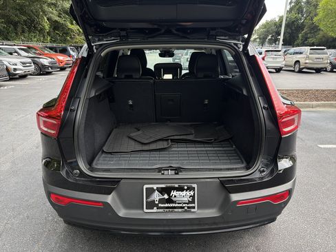 Certified 2024 Volvo XC40 B5 Core w/ Protection Package Premier AWD/4WD image 34