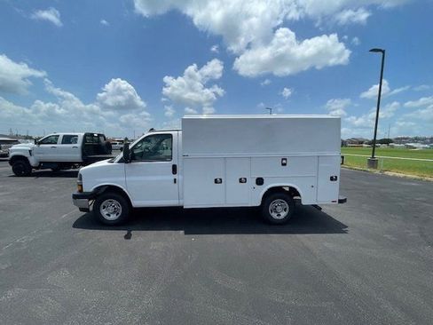 New 2025 Chevrolet Express 3500 w/ Power Convenience Package RWD image 2