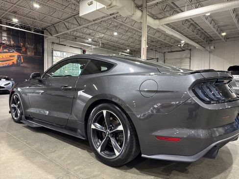 Used 2015 Ford Mustang GT Premium image 41