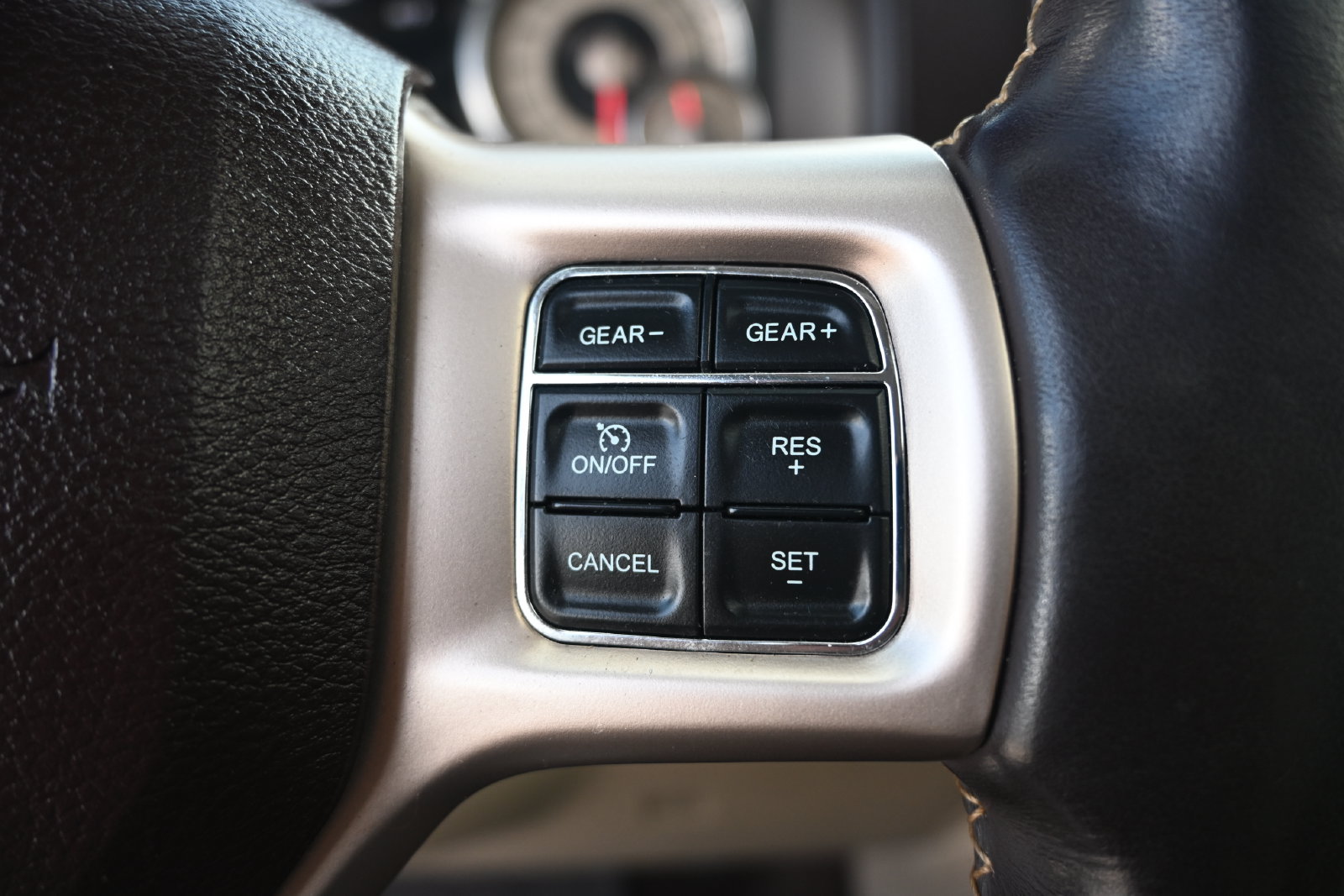Used 2017 RAM 1500 Laramie Longhorn RWD image 19