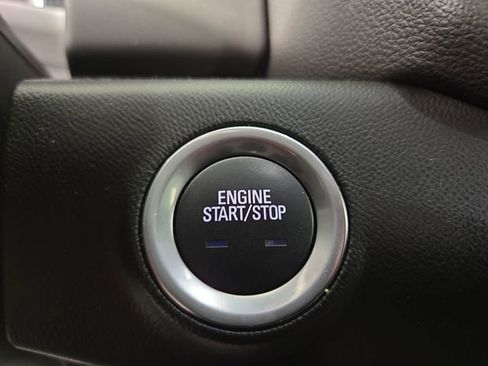 Used 2022 GMC Terrain SLT AWD/4WD image 25