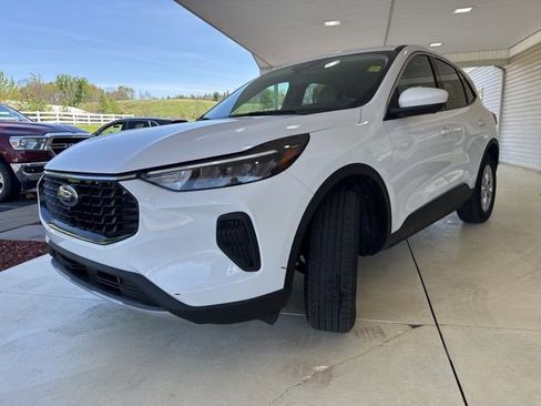 Used 2023 Ford Escape Active w/ Tech Pack #2 image 7