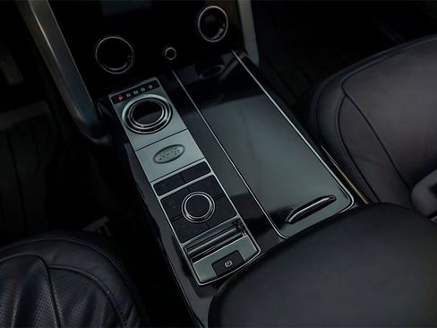 Used 2019 Land Rover Range Rover Supercharged image 31