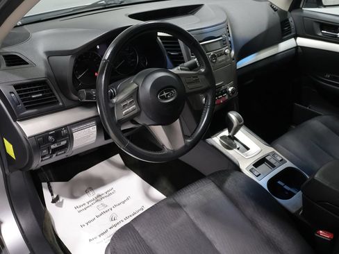 Used 2011 Subaru Legacy 2.5i Premium AWD/4WD image 16