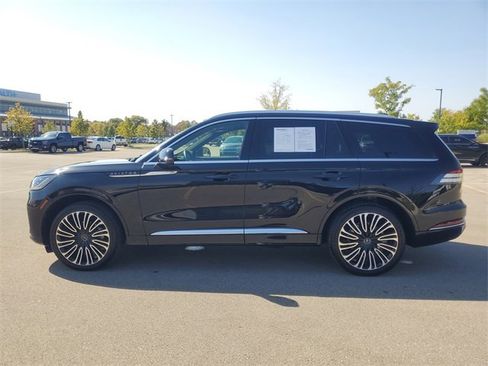 Certified 2025 Lincoln Aviator Black Label image 4