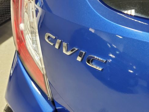 Used 2020 Honda Civic LX image 6