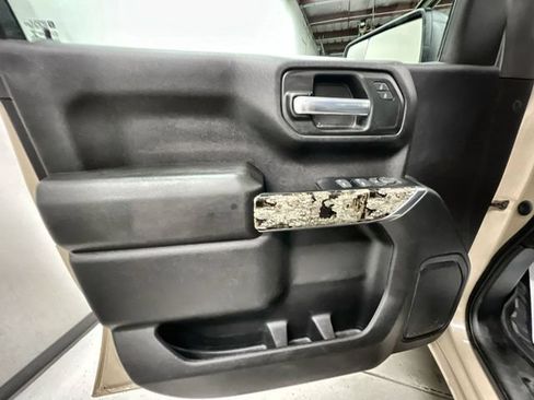 Certified 2023 Chevrolet Silverado 1500 Custom Trail Boss w/ Realtree Special Edition AWD/4WD image 22