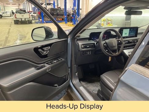 New 2026 Lincoln Aviator AWD image 15