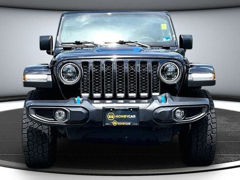 Used 2023 Jeep Wrangler Unlimited Rubicon 4xe w/ Cold Weather Group AWD/4WD image 2