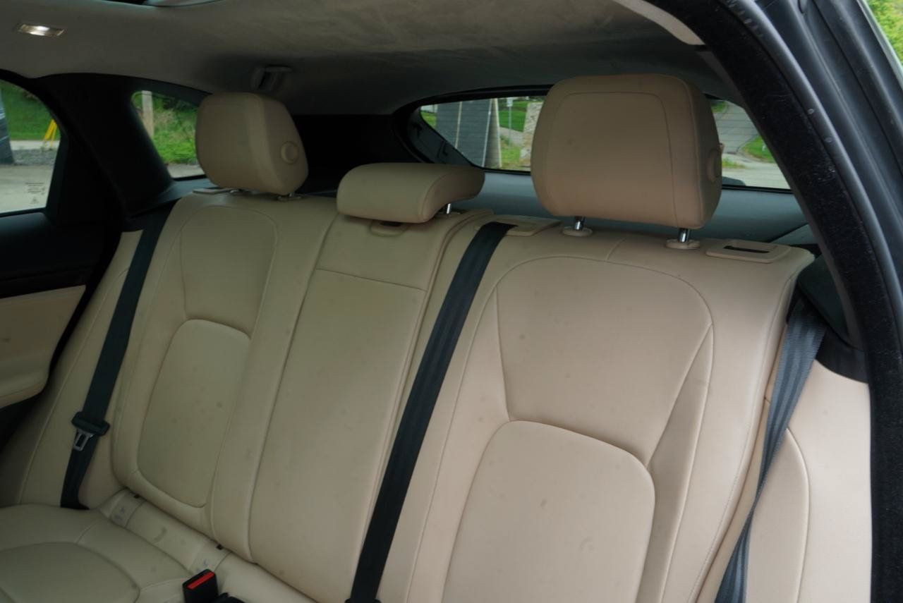 Used 2020 Jaguar F-PACE Premium AWD/4WD image 44
