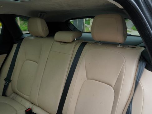 Used 2020 Jaguar F-PACE Premium AWD/4WD image 44