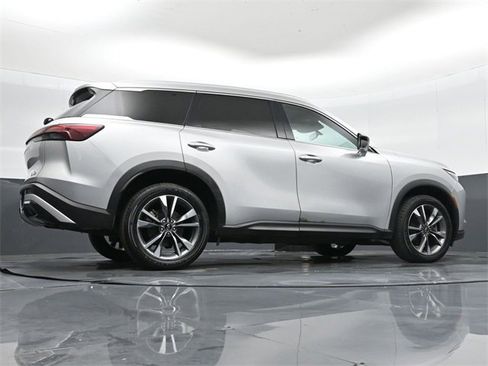 Used 2023 INFINITI QX60 Luxe image 37