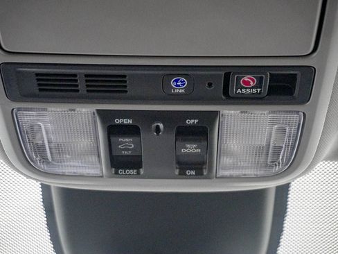 Used 2022 Honda Odyssey Elite image 29