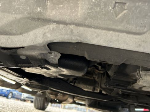 Used 2004 Honda Element EX image 24