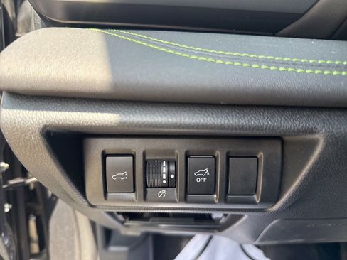 Used 2025 Subaru Outback Onyx Edition image 22