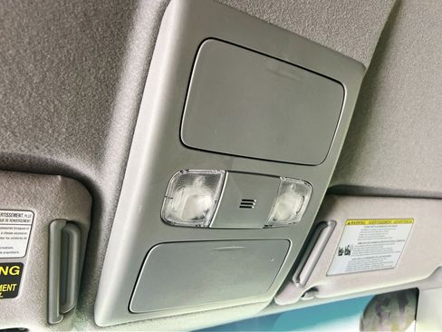 Used 2013 Toyota Tacoma PreRunner image 22