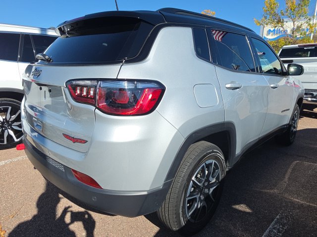 Used 2024 Jeep Compass Trailhawk AWD/4WD image 14