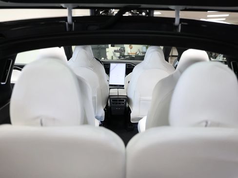 Used 2016 Tesla Model X Performance AWD/4WD image 55