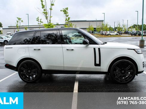 Used 2023 Land Rover Range Rover SE AWD/4WD image 8