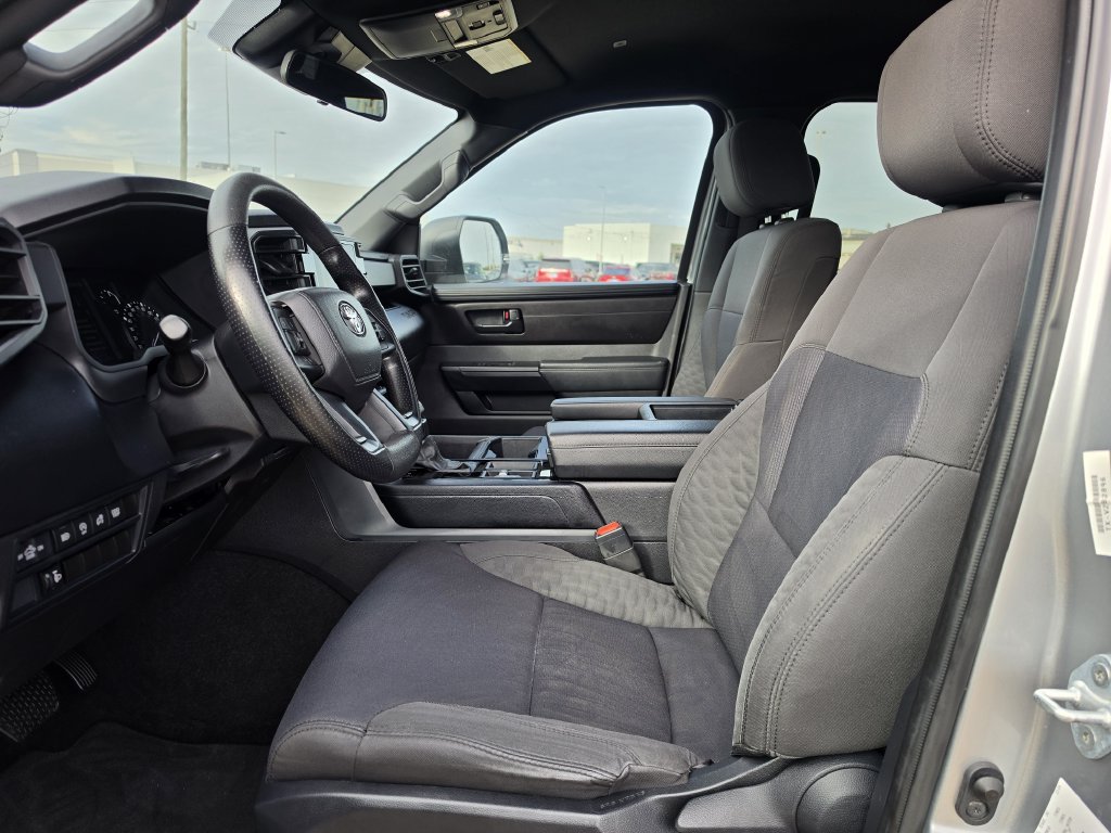Used 2025 Toyota Tundra SR AWD/4WD image 26