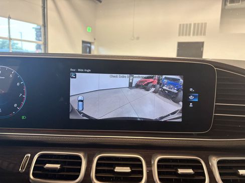 Used 2020 Mercedes-Benz GLE 350 4MATIC image 19