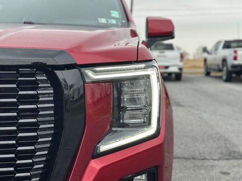 Certified 2023 GMC Yukon AT4 w/ AT4 Premium Package AWD/4WD image 40