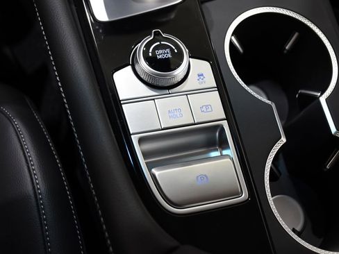 New 2026 Genesis G70 2.5T image 21