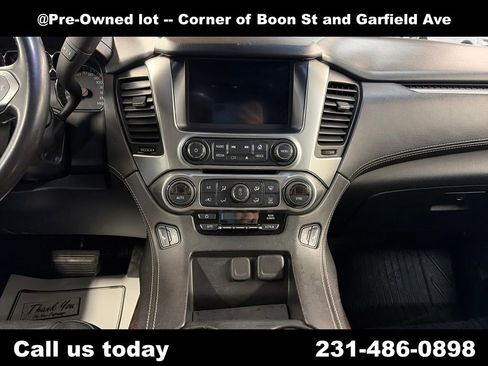 Used 2020 Chevrolet Suburban LT AWD/4WD image 19