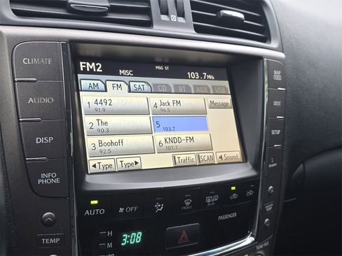 Used 2010 Lexus IS 250C image 26