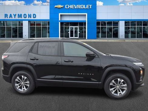 New 2026 Chevrolet Equinox LT w/ Safety and Technology Package image 2