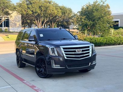 Used 2017 Cadillac Escalade Luxury