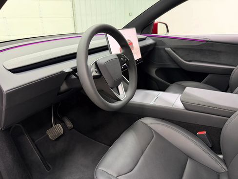 Used 2026 Tesla Model Y Long Range AWD/4WD image 12