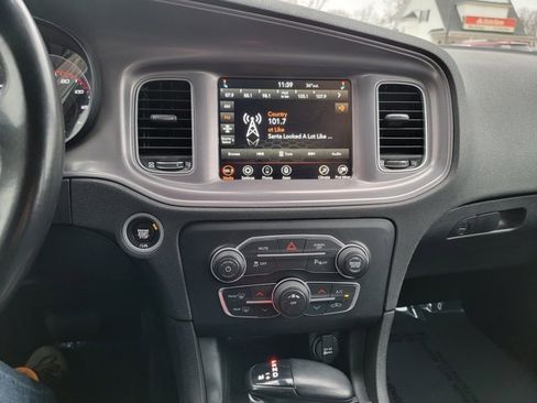 Used 2023 Dodge Charger SXT image 34