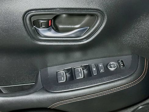 Used 2024 Honda HR-V Sport image 15