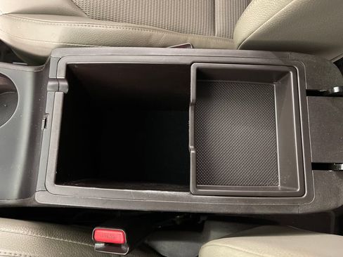 Used 2015 Hyundai Tucson GLS w/ Option Group 02 FWD image 25