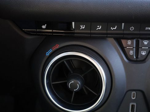 Used 2023 Chevrolet Blazer LT w/ Sound & Technology Package image 27