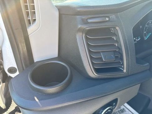 Used 2024 Ford Transit 350 XLT image 22