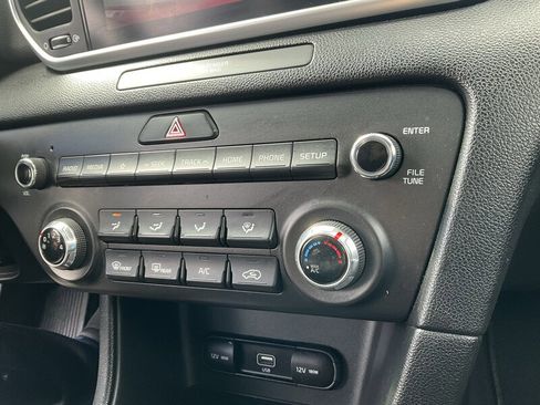 Used 2021 Kia Sportage LX image 36