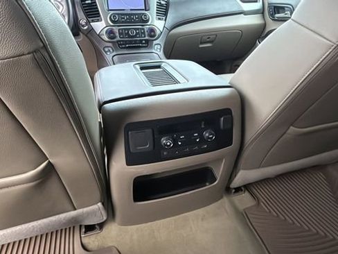 Used 2018 Chevrolet Tahoe Premier AWD/4WD image 21