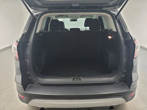 Used 2017 Ford Escape SE FWD image 29